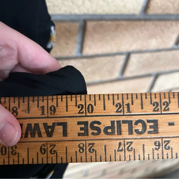 Madewell Sash-Tie Wrap Top in Lazy Daisies Black Size Small - Picture 8 of 8